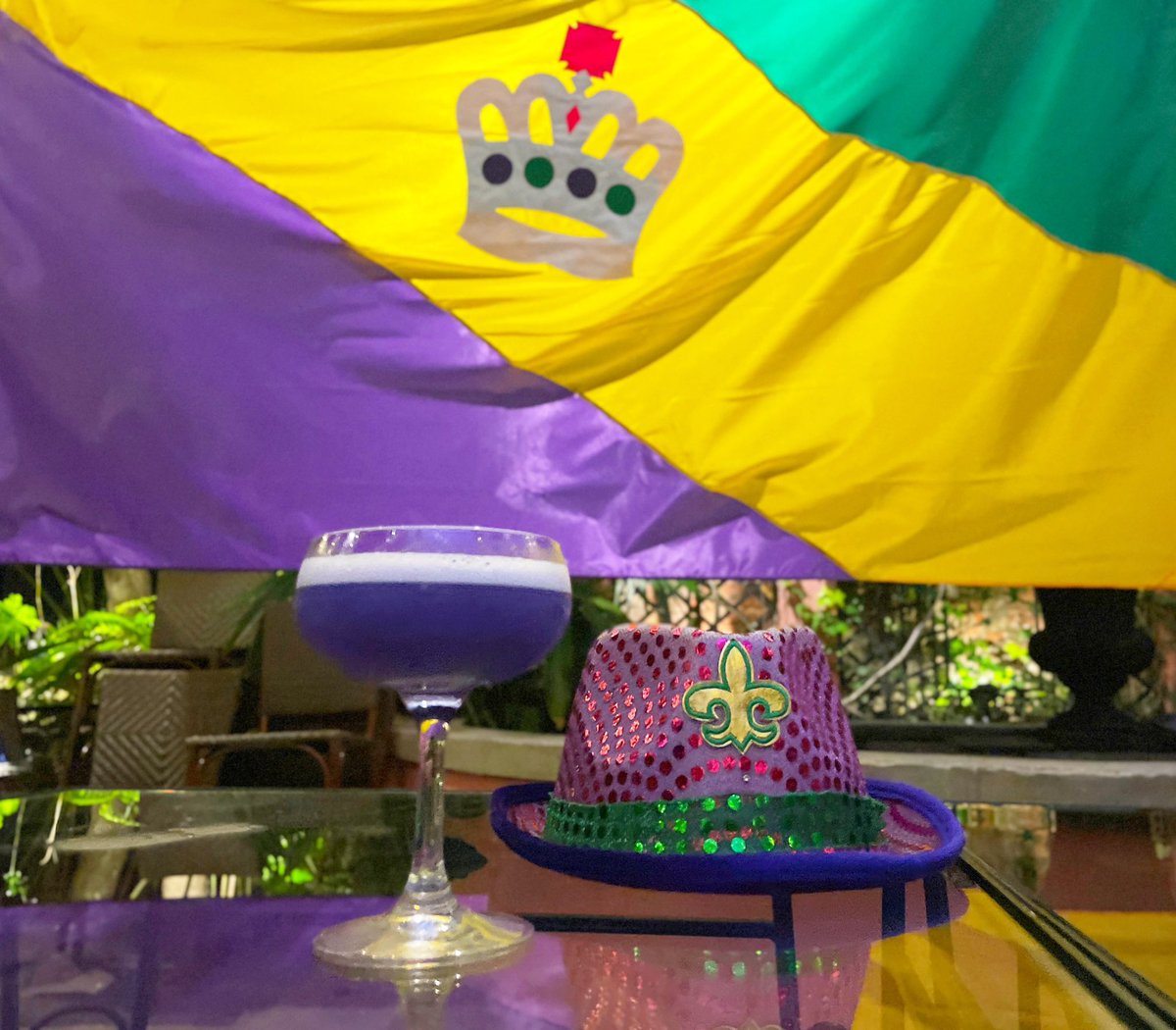 DavidMora's tweet photo. Still going strong at @BrennansNOLA! Excited for the @KreweofOrpheus ball tonight! ๐๐๐ #HailOrpheus #HailRex #MardiGras https://t.co/666vTuTDIp
