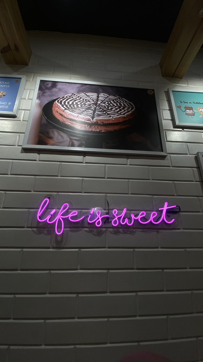 ManasGogia's tweet photo. Life is sweet but only some people get to taste it :) https://t.co/UJzqNm8ZcZ