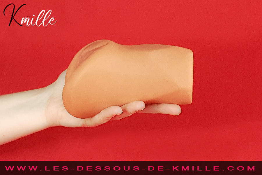 kmille_love's tweet photo. Test du #masturbateur Lou, de la marque Toi et Moi 😋
A découvrir sans tarder, sur LDDK 🧐
➡️ https://t.co/XXuUDcCC8v
Bonne découverte à tou·te·s 😘
Merci @espaceplaisir
#Kmille #NGOT #guildeducul #toietmoi #sextoys #review #espaceplaisir https://t.co/RD5Pngk2TH
