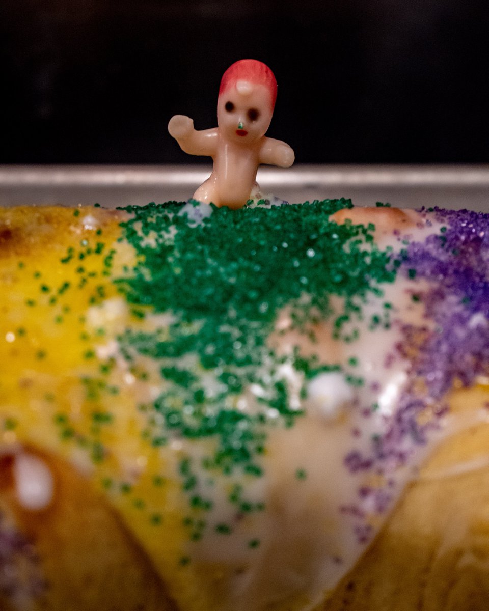 The king cake baby has crawled his way out of the king cake!
#365photography2023, #potd2023, #photoaday, #everydayphotographer, #photooftheday, #pad2023-051, #picture3338, #lumix, #gh5, #micro43, #kingcake, #mardigrais, #kindcakebaby, #colorfulcake, #kindcakeisback