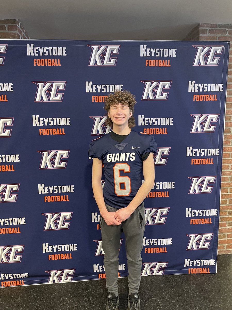 Thanks to <a href="/KirwanCoach/">Hugh Kirwan</a> for inviting me up to visit <a href="/KeystoneFTBL/">Keystone Giants Football</a>. I had a great time seeing the campus and talking to the coaches!
<a href="/mildawg37/">Bill Miller</a> 
<a href="/NorthernFootbll/">Northern Football</a>