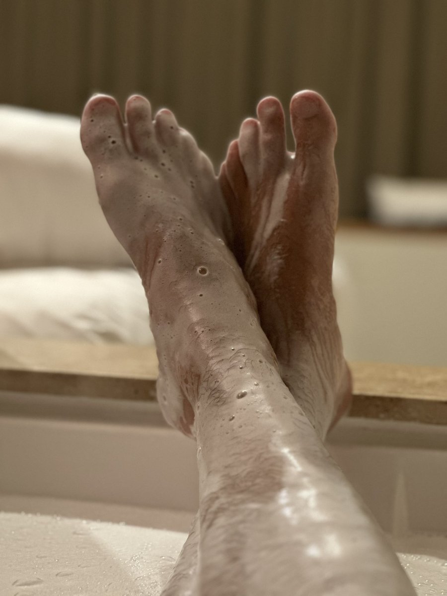 NiceToFeetYa's tweet photo. #malefootworship #pies #feetfetish #malefeet #manfeet https://t.co/BnQHjkTimK