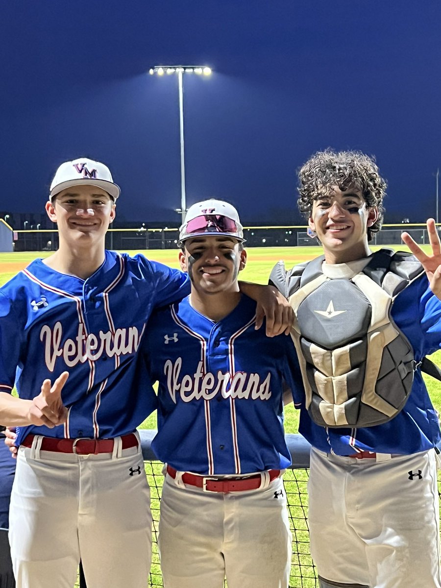 It’s game time!!  #EETEDT #OPB #SGD <a href="/SAVeteransHS/">Veterans Memorial High School</a> <a href="/JISD_ATHLETICS/">Judson ISD Athletics</a>