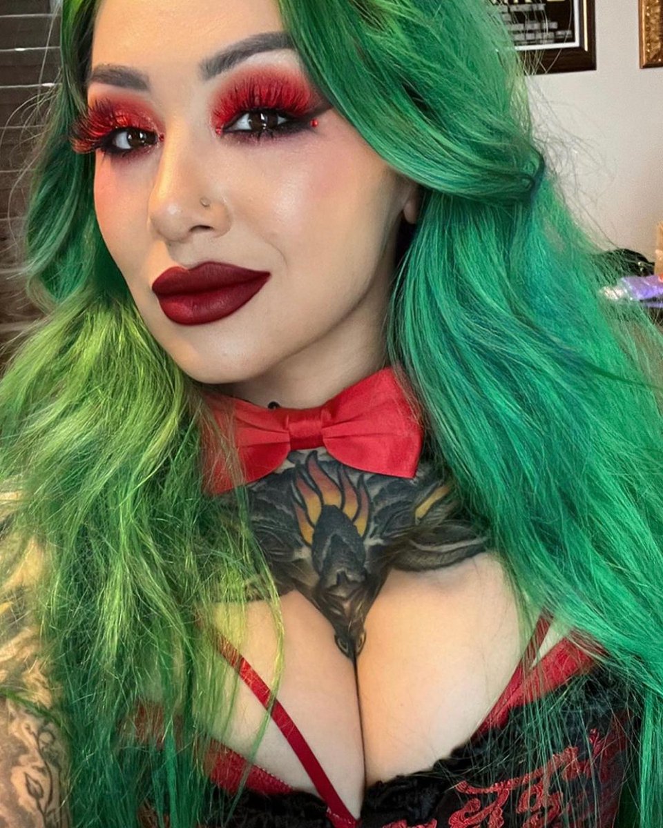 @/ShotziWWE portal account.

💚6 year experiance.

💚 Trans/fem/hung

💚 Ship with chem.

💚 Kinky +18 account.

💚 Friendly.

💚 dm for more information.

                 ❤️+ 🔄