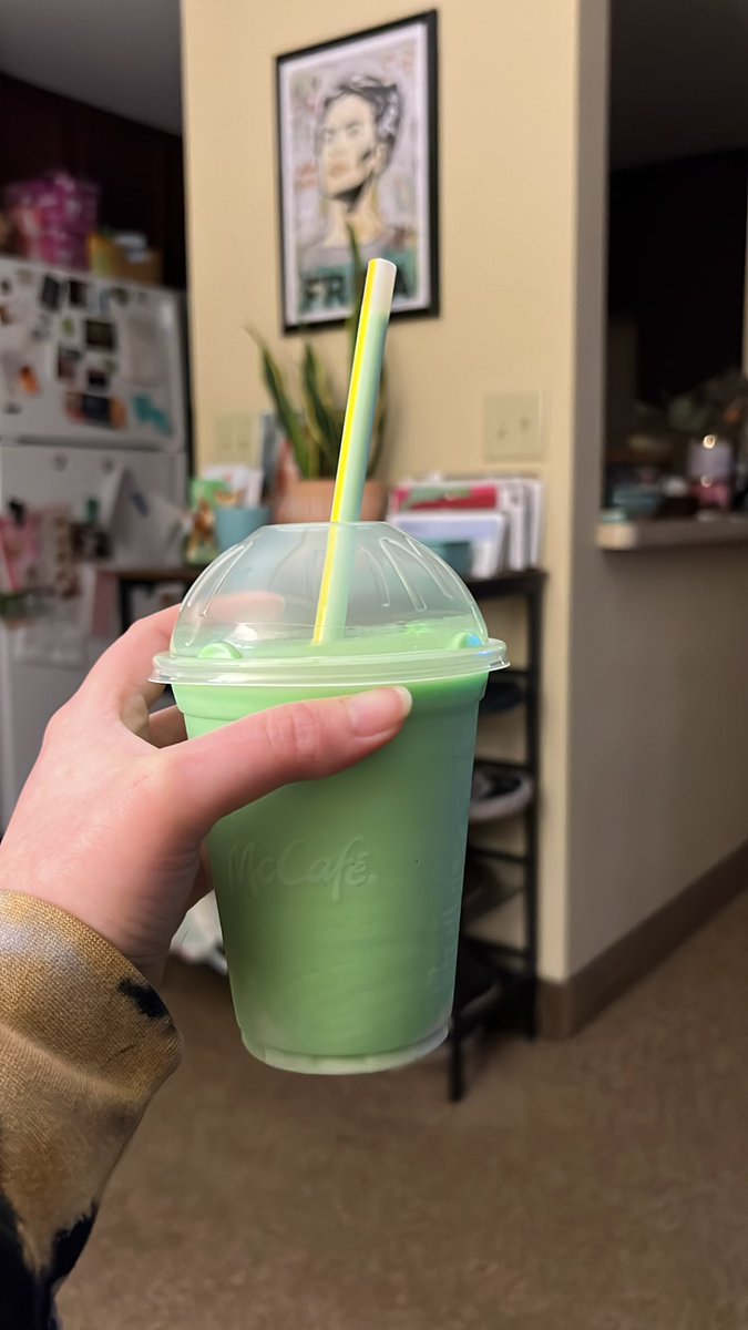 I love my little toothpaste shake 🥰