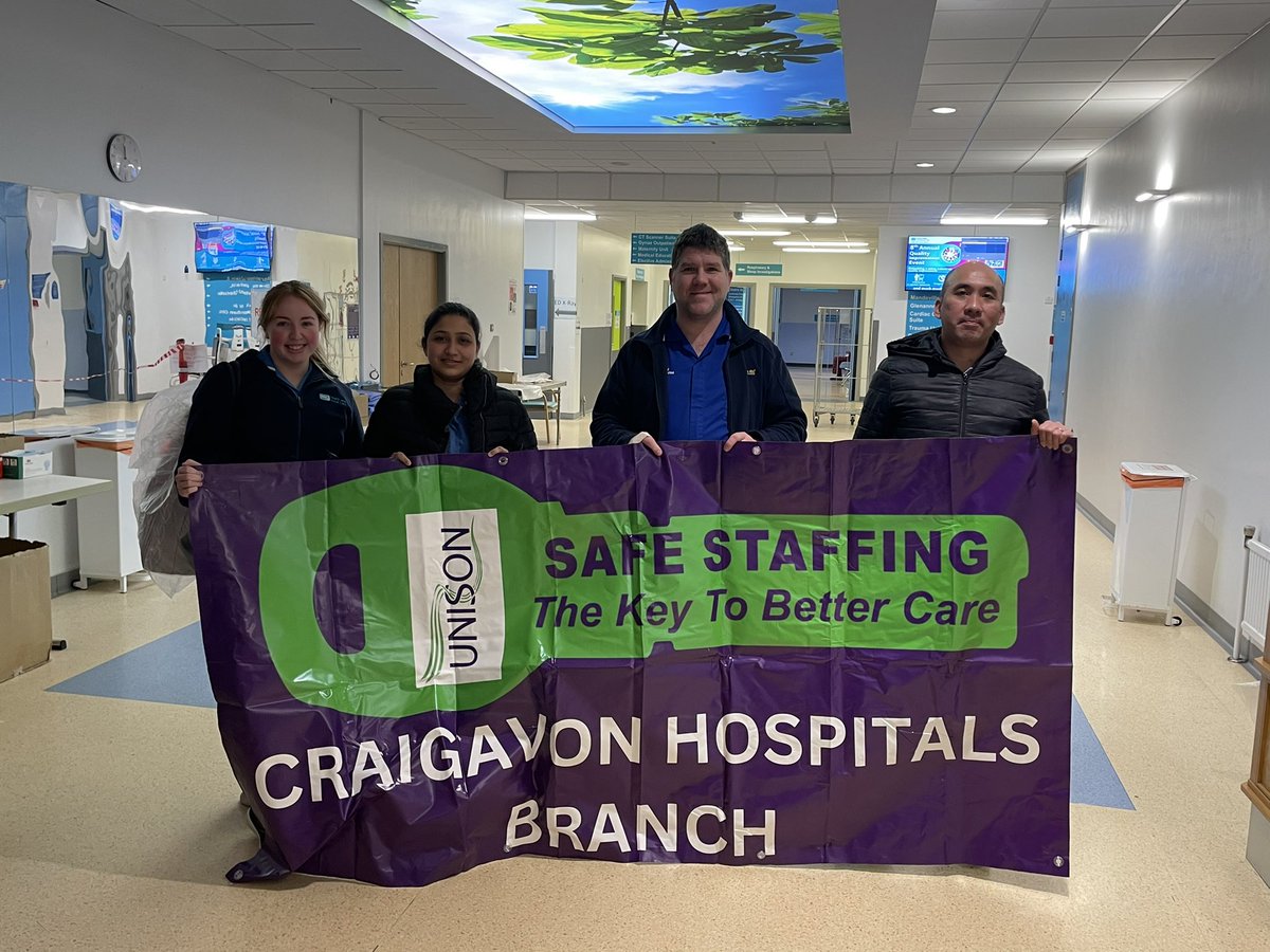 Unison Craigavon Hospitals branch are sending clear message to the local politicians &amp; Westminster end the pay crisis now. 

#WeWillRise #safestaffingthekeytobettercare #fromthefromlinetothepicketline