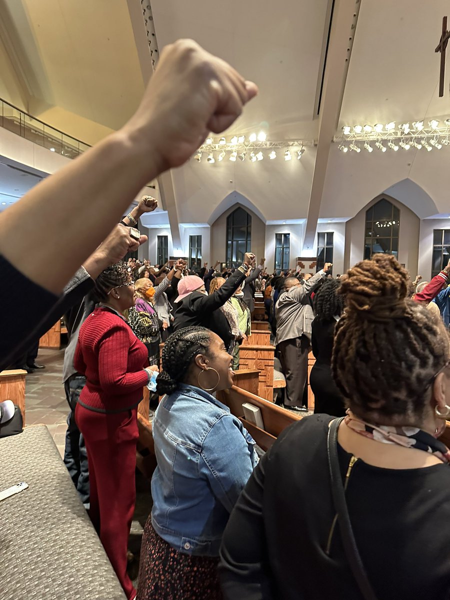 WilGafney's tweet photo. If you black you know what we singing and what verse. You also know who went to HU. @proctorconf #ProctorConference https://t.co/LTvPMIdPSf