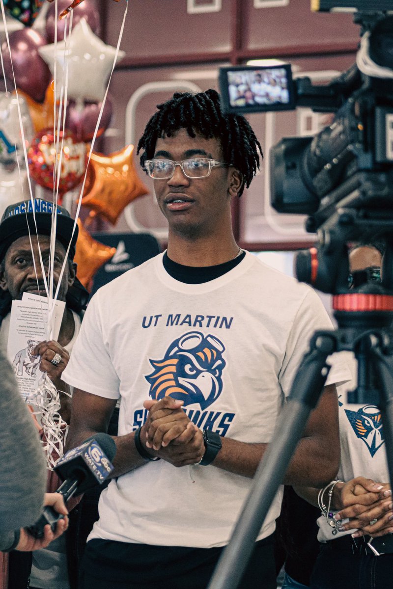 Devin Alley (@865flics) on Twitter photo Next level dawgs <a href="/Presean3/">official.Prezzy</a> <a href="/BrendenReleford/">Brenden Releford</a> <a href="/D1_TysonPirtle/">Tyson Pirtle</a> <a href="/AdarionPatton/">Adarion Patton</a> <a href="/BeardenFB/">Bearden Football</a> @bhscoachjones Next level dawgs <a href="/Presean3/">official.Prezzy</a> <a href="/BrendenReleford/">Brenden Releford</a> <a href="/D1_TysonPirtle/">Tyson Pirtle</a> <a href="/AdarionPatton/">Adarion Patton</a> <a href="/BeardenFB/">Bearden Football</a> @bhscoachjones