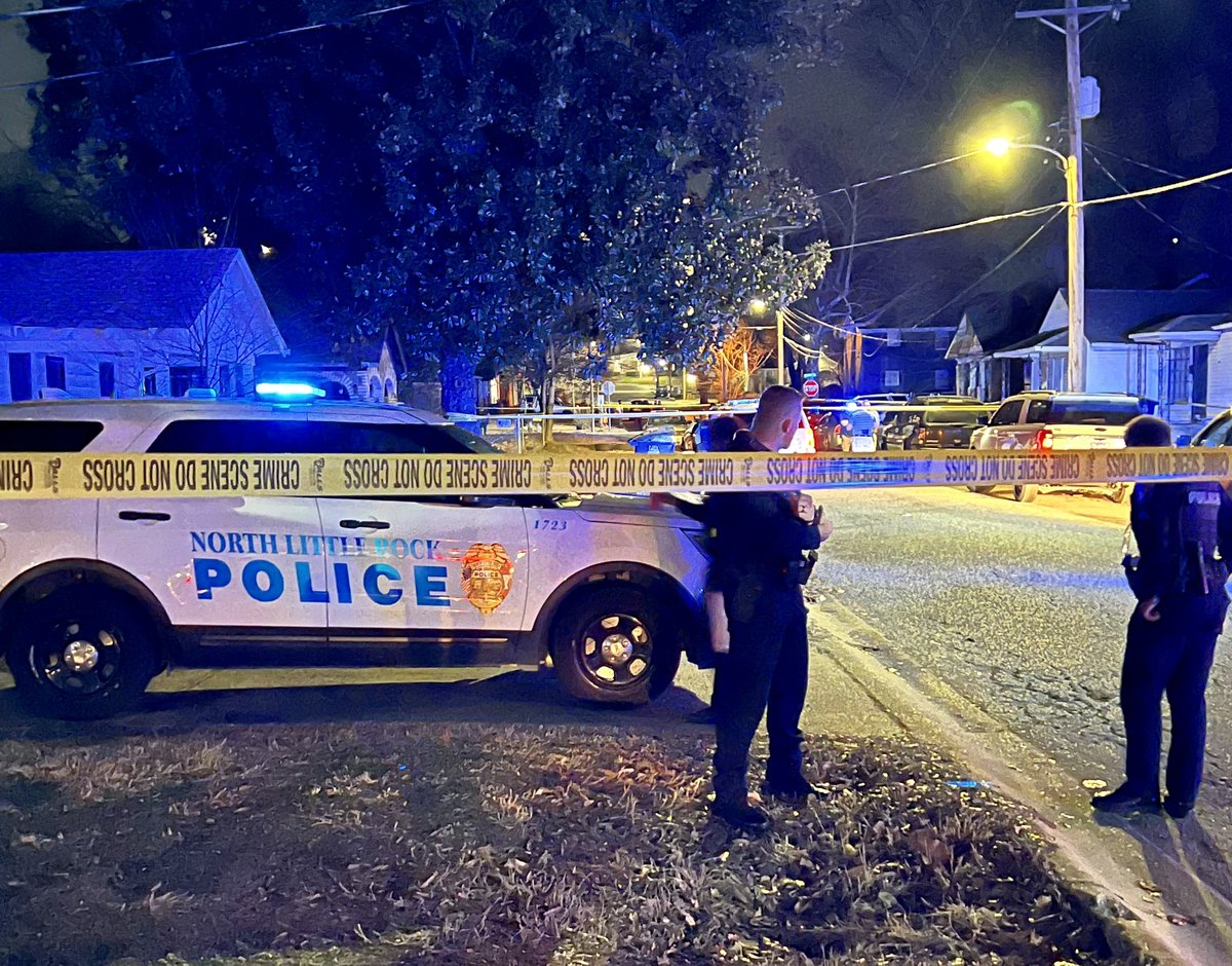 NLRPD is currently conducting a homicide investigation in the 2400 block of Parker. Please avoid the area. If you have any information regarding this incident please contact the NLRPD Tip line at 501-680-8439. Those with information can remain anonymous. #SeesomethingSaySomething