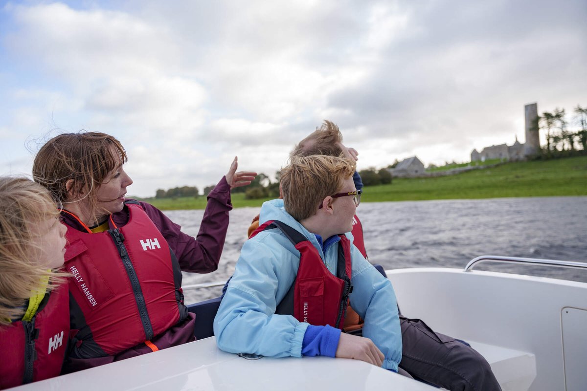 *SPRING DISCOUNT ON SILVER SPRAY CLASS*
Book in for 2023% and receive a 10% discount on the Silver Spray class only. Bookings must be received before the 31st March >> bit.ly/3IhCr0F
#rivershannon #headintotheblue #earlybird #irishwaterways #discoverloughderg