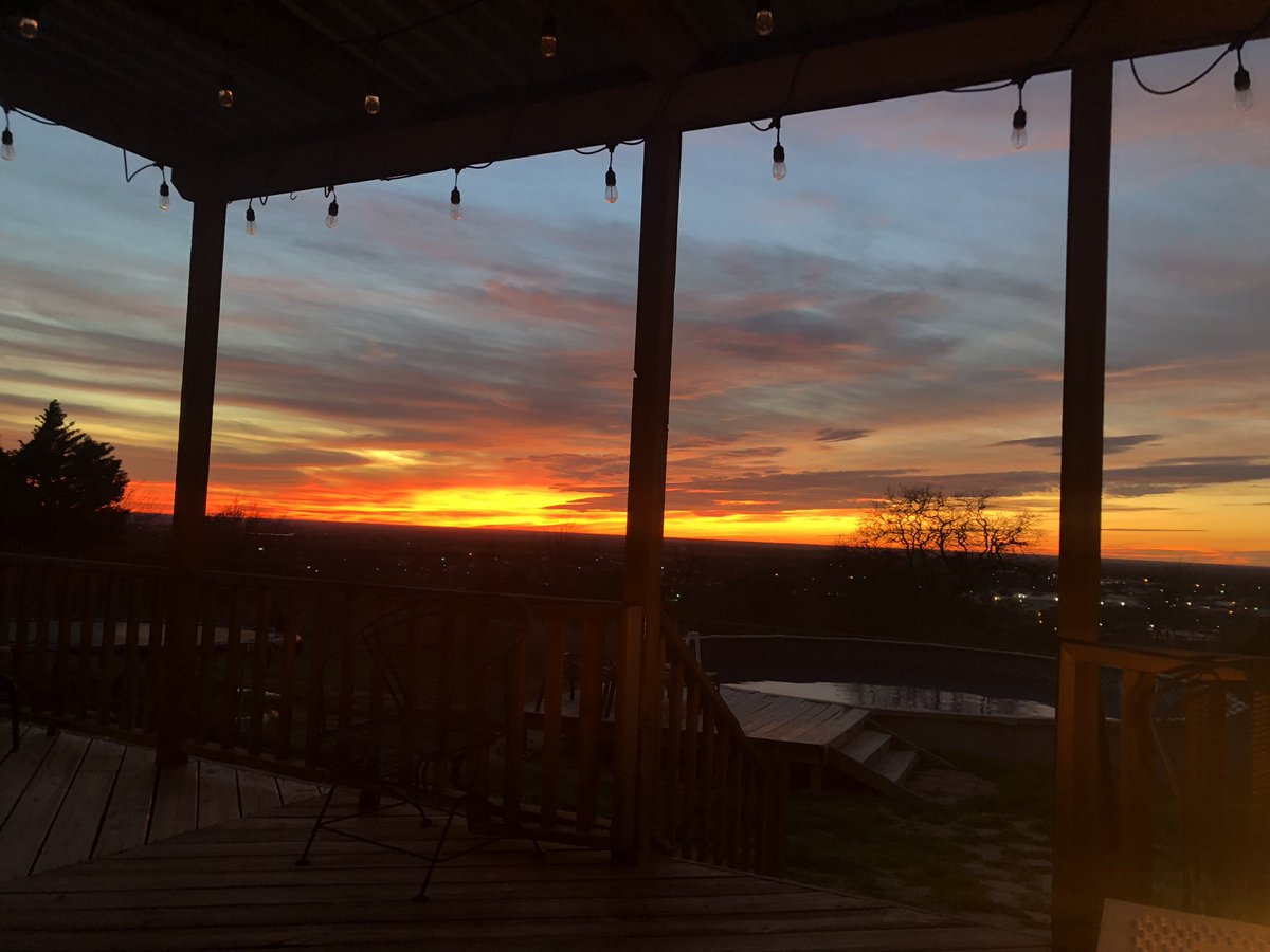 GBSicemBears's tweet photo. @NWSFortWorth Goldthwaite, TX https://t.co/xvDDouSAVI