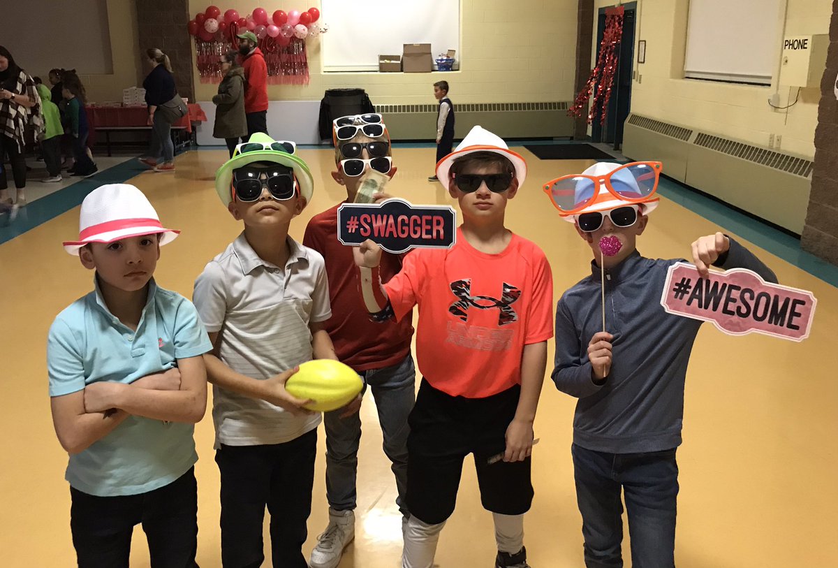 cmoretti66's tweet photo. Hawley Valentine’s Dance: Great Fun. Thank You PTA~ #LeadLAP #principalsinaction #dadsasprincipals #elementaryprincipals https://t.co/rnVHwtdKBO