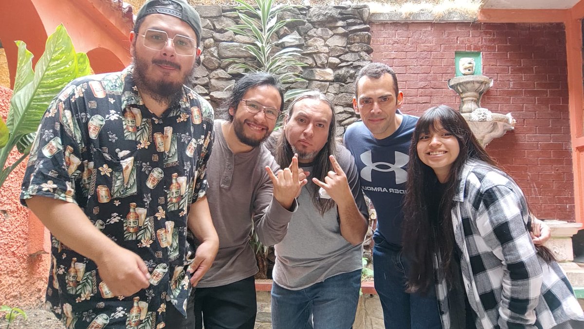 ContemporaneaGT's tweet photo. Andamos listos para el concierto de este próximo sabado 25 de febrero!
Jardín Secreto
6pm
Q50
4 bandas 

1 Marimba Contemporánea 
2 Patojo Loco
3 The Claps
4 Arise From Agony

Lleguen lleguen!!🤘😁

#Musica #Marimba #marimbacontemporanea https://t.co/TqolvLqKhi