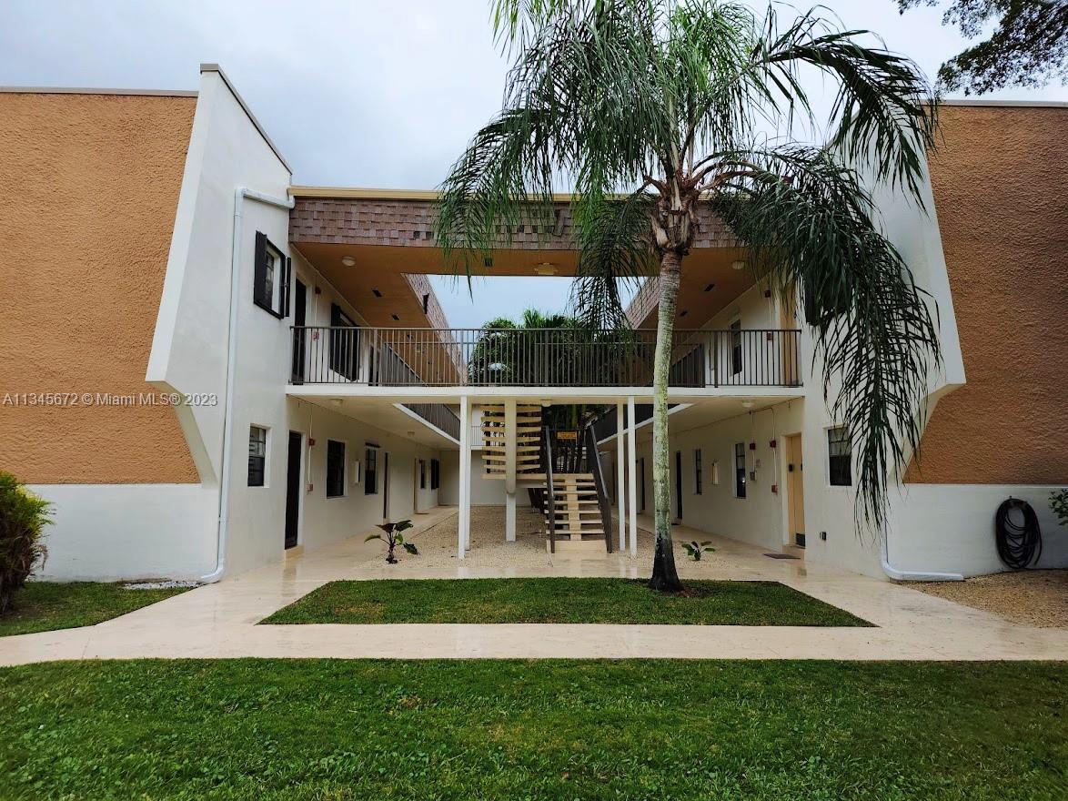 New Listing! $275,000.00, 1BR, 1BA, 8261 SW 128th St 111, Pinecrest, FL 33156, Full Details 150484913.homesconnect.com/Listing/327957…