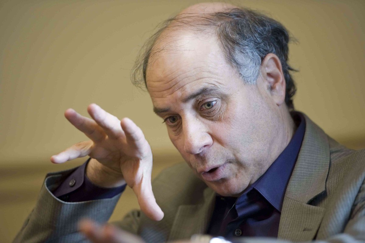 TheMarsSociety's tweet photo. JOIN IN a live zoom event with Mars Society Pres. Dr. Robert Zubrin (Feb. 22nd, 3pm EST) to hear about his book, "The Case for Space", and other related matters. Visit https://t.co/K3B30lvK3a for details. #spaceflight #humanstomars #caseforspace https://t.co/EpHyhXDMvD
