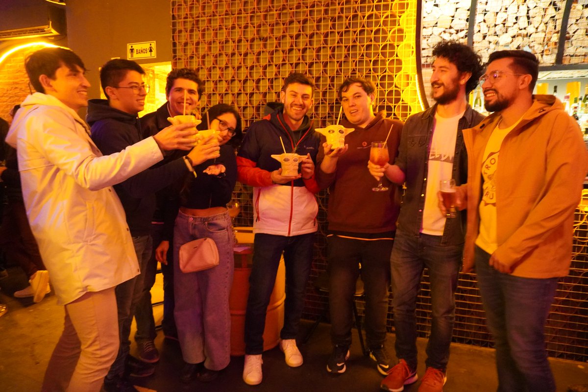 ekumenlabs's tweet photo. Happy #Carnival from #Ekumen! 🎭🥳
In countries like #Colombia 🇨🇴 , #Ecuador 🇪🇨, #Paraguay 🇵🇾 and #Argentina 🇦🇷, carnival is celebrated with traditional dances and music, as well as games and competitions.
How are you celebrating this year?
#Carnival2023 #team #latinamerica https://t.co/NJb1pQLozZ