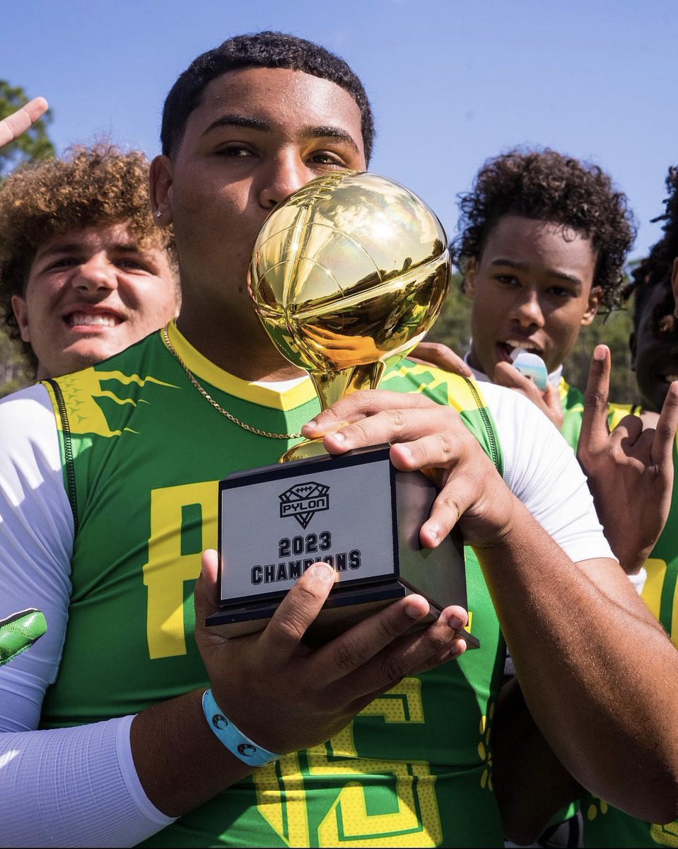 _TheAlexDiaz's tweet photo. I had a great time competing at the @Pylon7on7 tournament in Panama City. We took care of business and brought home the championship! @RI5E_Sports @RSimmons5172 @BCarnes3 @941Qb https://t.co/78zARceOvo