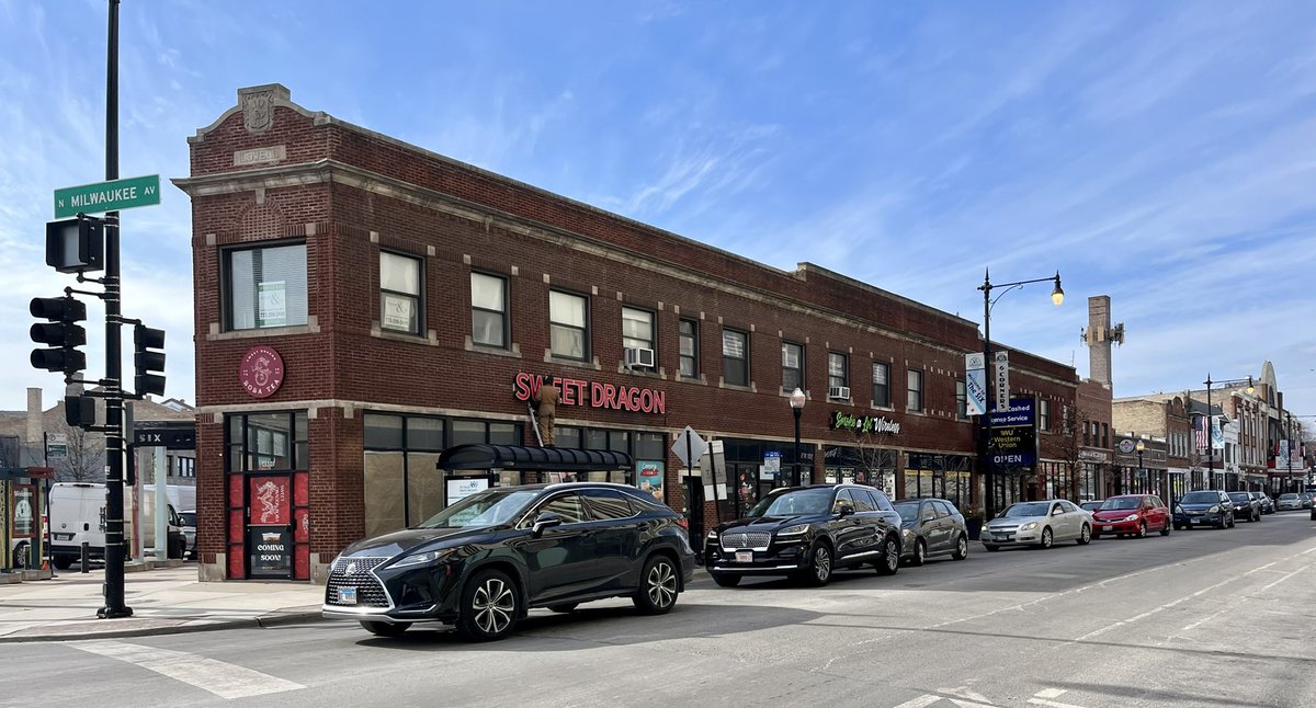 ArielParrella's tweet photo. New signs up @ Six Corners: Two big ones for Sweet Dragon, the boba tea cafe spot opening in the corner storefront, were installed today. The business had some licensing delays but plans to open in a few weeks, the owner tells me. More to come soon!

Clarendale sign also went up. https://t.co/paFAYRLYfB