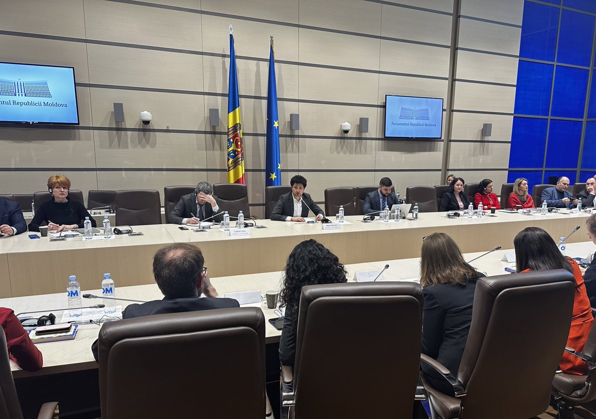 NDIgov's tweet photo. 3/3 @NDI is proud to partner with @house_democracy in supporting @Parliament_RM in its efforts to expand capacity and deliver results for the Moldovan people🇲🇩 https://t.co/vg8nEEUqAM