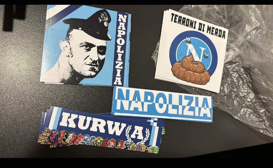 salv_amoroso's tweet photo. Accoglienza non proprio simpaticissima a Francoforte per i tifosi del #Napoli.

#EintrachtNapoli #ChampionsLeague https://t.co/FcW51aBgW7
