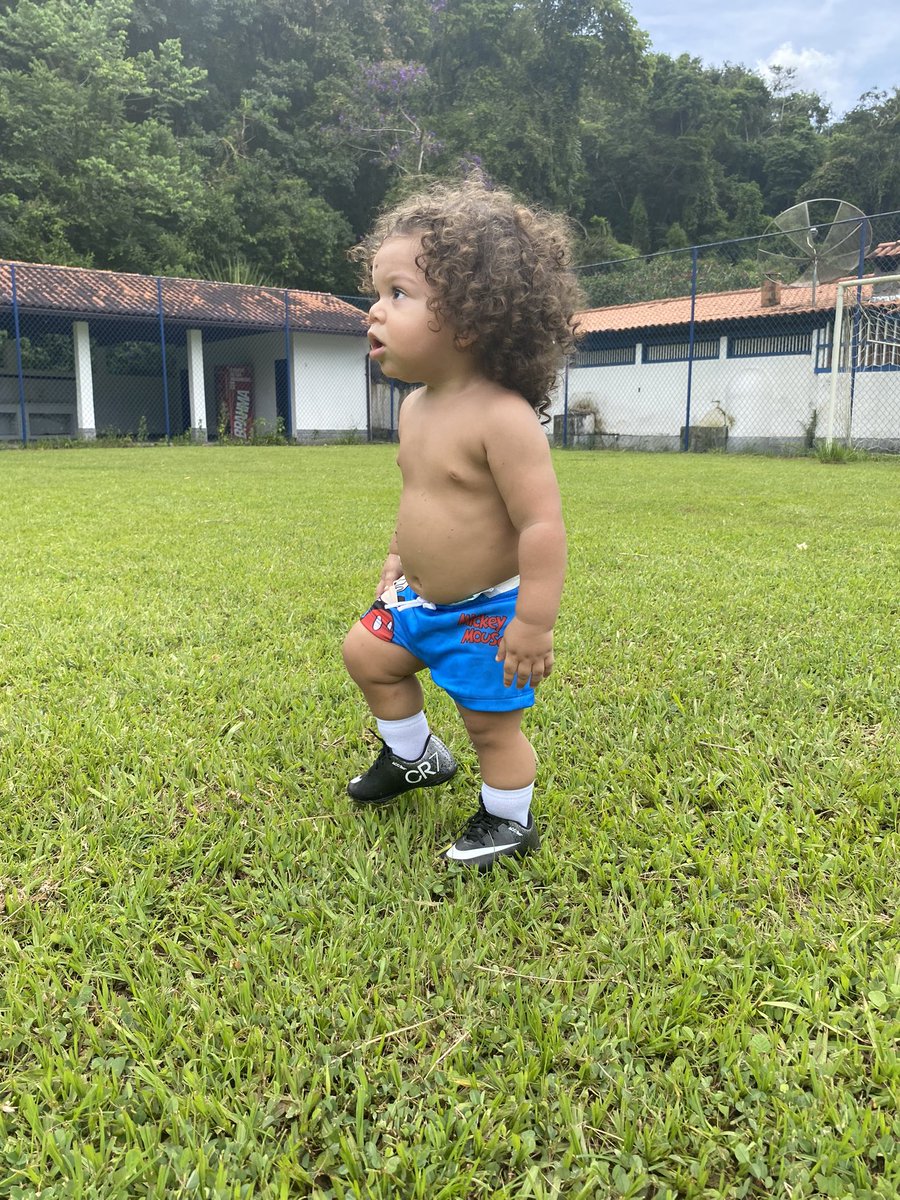 brunazarann's tweet photo. minhas fotos fav do samuca foram atualizadas 😮‍💨🤏🏼 https://t.co/FFtEPuzBuk