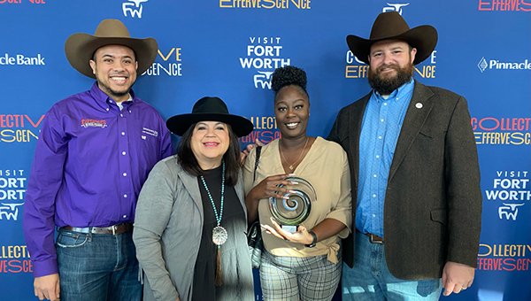oldhamgoodwin's tweet photo. .@SHSDFWSY Front Desk Supervisor Brechelle Larkins has been honored with the prestigious The Beyond Award from @VisitFortWorth.
Read more >> https://t.co/PpLnfGEK18
#springhillsuites #fortworth #visitfortworth #fortworthstockyards @springhillsuite @marriott @ftwStockyards https://t.co/R5YmyLTdoy