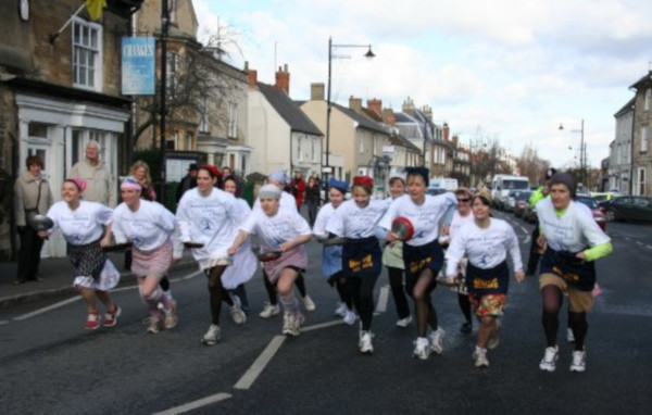 ContraryLife's tweet image. Pancake Day races and traditions you shouldn’t skip this Shrove Tuesday...
contrarylife.com/2023/02/pancak…