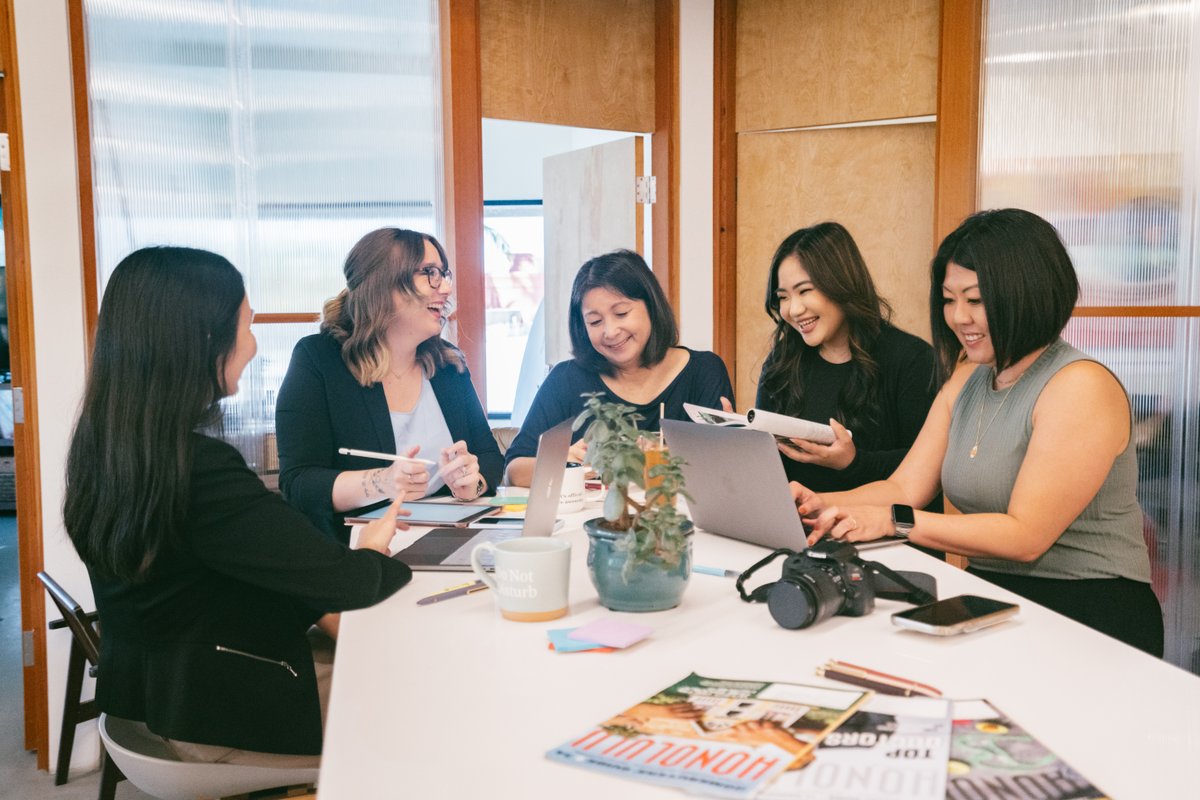 CrystalClearHI's tweet photo. Just your favorite girl bosses in action. πΌ Weβre always ready to help bring a new story to lifeβ just say the word! #CCCcrew #PR #communications
PC: @themaliaedit https://t.co/D05v58DfPz
