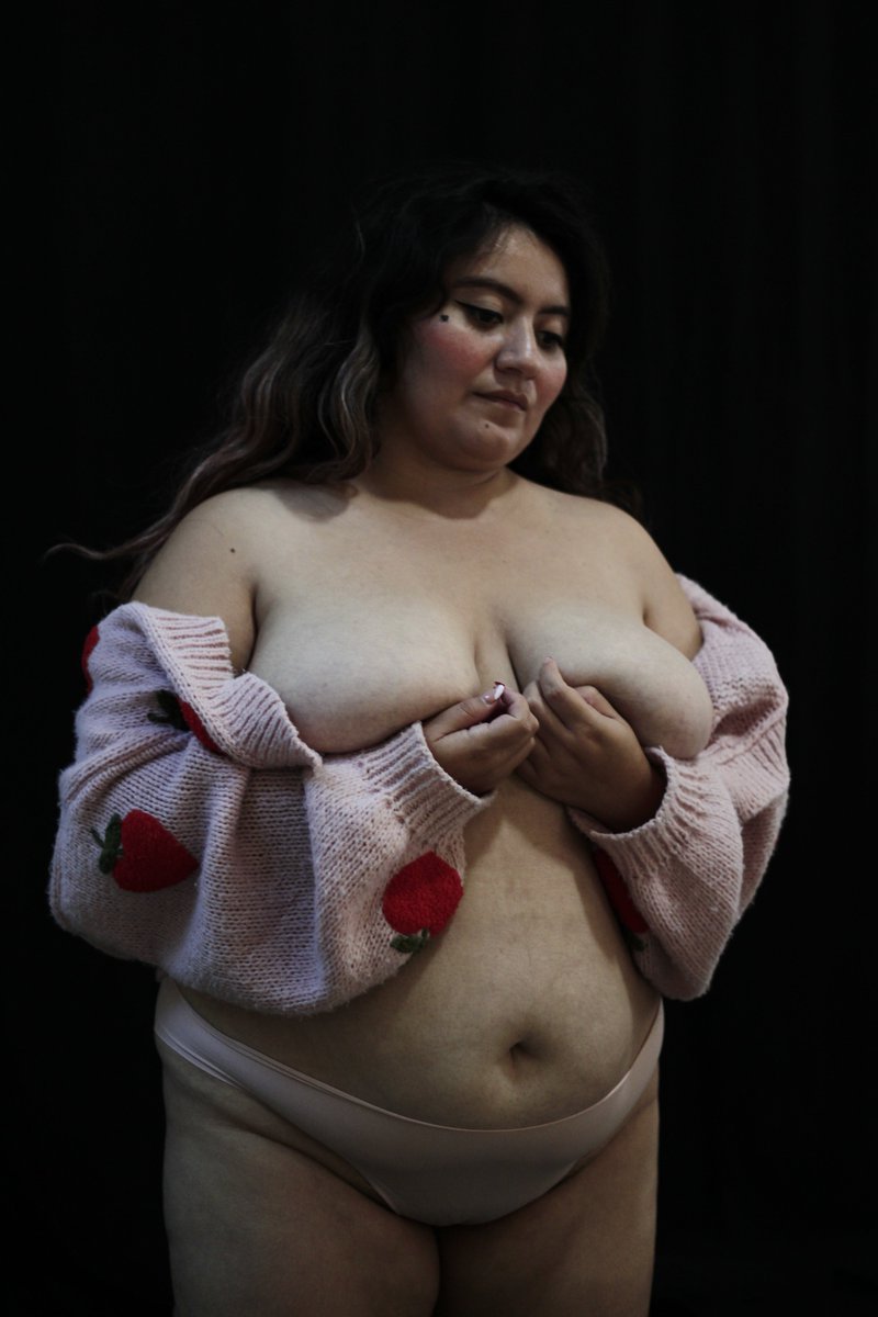 Cherry0nly's tweet photo. Les gusta mi piel blanca amores? #onlyfansgirl #onlyfansbabe #onlyfanspromo https://t.co/AsYYy0T2S4