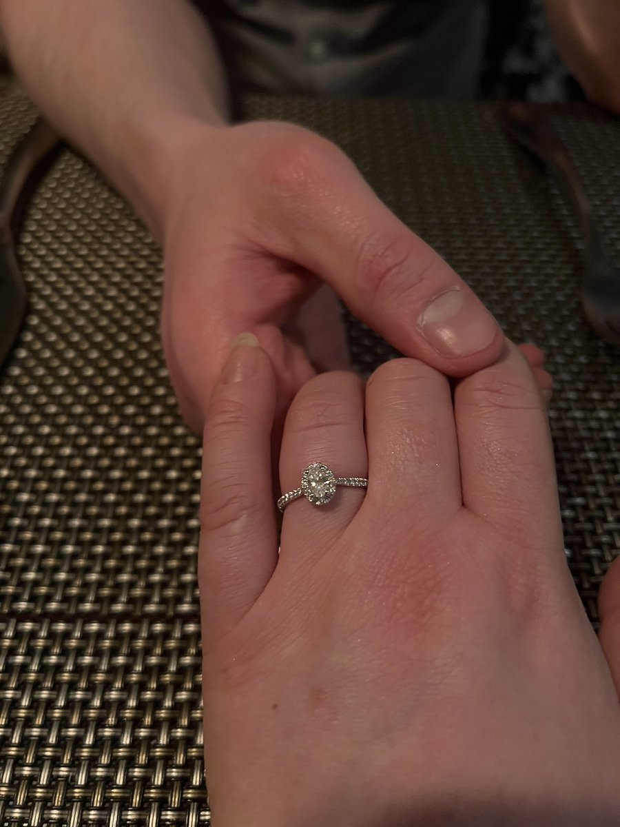 DebbieCowell1's tweet photo. So this happened ❤️💍🥂 Buzzing !! 🎉 #engagementrings #engagementring #weddingrings #rings #diamondring #diamonds #weddingring #engagement #ring #jewelry #diamond #diamondrings #engaged #wedding #finejewelry #jewellery #shesaidyes #gold #proposal #love #jewelrydesigner https://t.co/DxUuxNNo3l