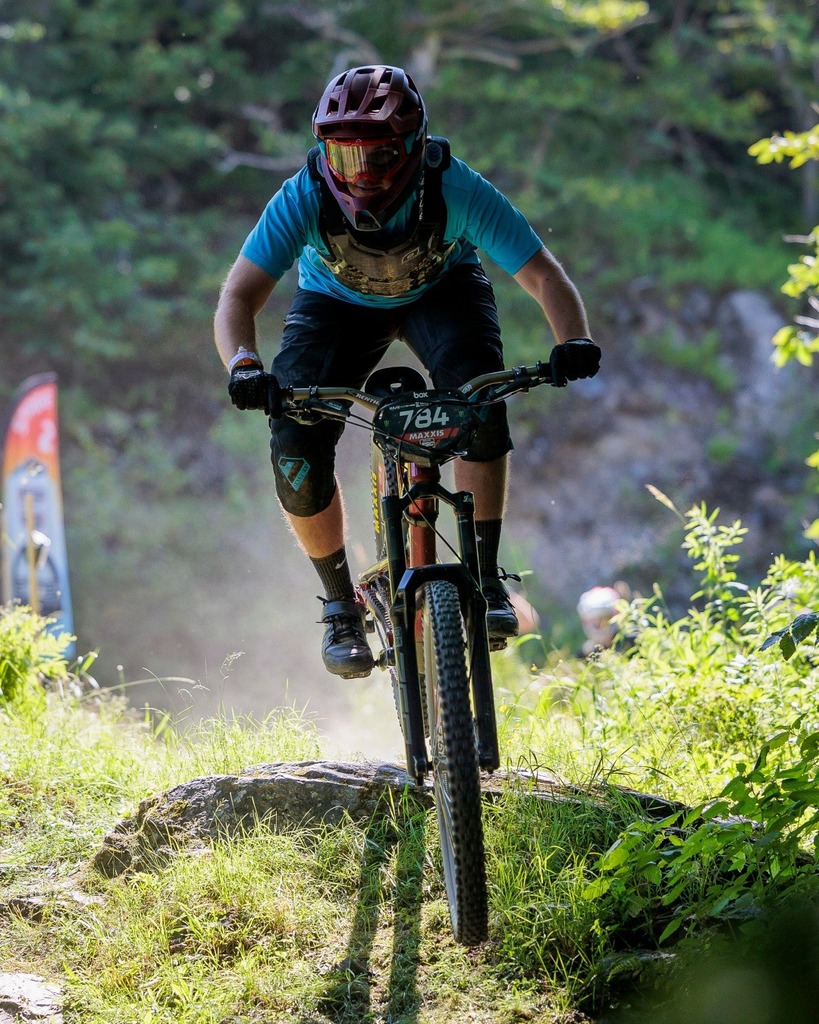 RDCRacing's tweet photo. We're super excited to welcome Keaton Witz to the RDC Enduro team!

Keaton's been mountain biking since 2014.  In high school, he raced cross country, and in 2016, participated in his first Enduro race.  Keaton started taking Enduro racing more seriously… https://t.co/XaIDzcBiK4 https://t.co/VyBPycPdKK