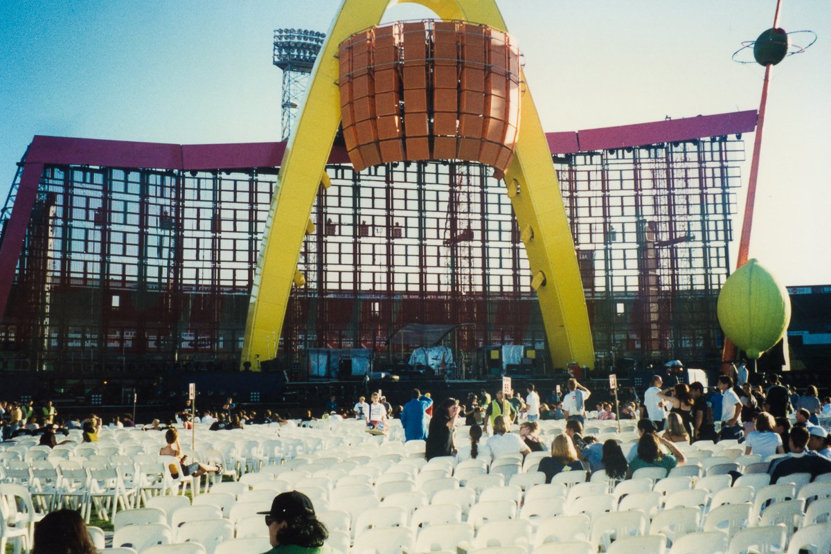 east13Melbourne's tweet photo. 25 years since @u2's spaceship landed at @VFLPark. Carrying all 4 of them.

Twenty. Five. Years. #U2popmart https://t.co/XAPIXVhTgK