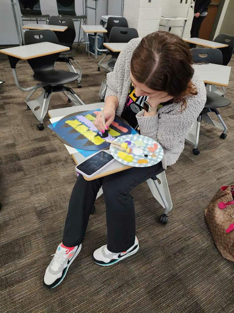 mrs_romanelli's tweet photo. How fun was THIS session led by our creative counselors?!? @CypressParkHS #ThisIsPD #RiseUp https://t.co/UbIIPIS8Ke