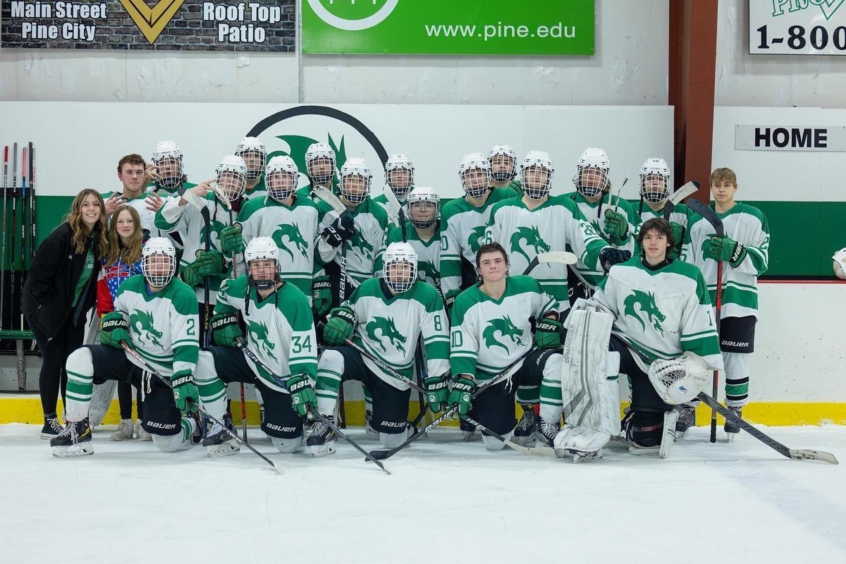 Qmediasports's tweet photo. The Section 5A Quarterfinal matchup between Pine City and Monticello tomorrow has been moved up to 5:00 due to the incoming weather!

The game will be broadcasted on 106.5 FM/AM 1350 and streaming video on https://t.co/tOET5NSnGu thanks to @WeliaHealth https://t.co/Uok8eHKC7s