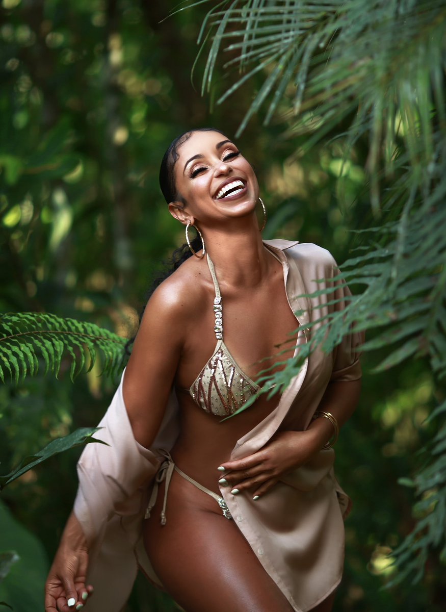 MYAPLANET9's tweet image. Sending sunshine, peace &amp;amp; joy your way. Pure Vida! #CostaRica 🇨🇷 

Thank you @animalloverrescue🙏🏽💖
📸 by @jungleflowerenergy 
👙 by @rayencollection