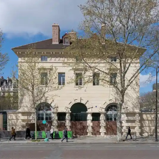 carablack's tweet photo. Since my book is set in 1942 I spent a lot of time at this museum. Highly recommended and across the street from the Catacombs.
#nightflighttoparis #carablack #research #writer #writerresearch #writersofig #writinganovel #authorgram #museum #catacombs #paris https://t.co/5iO5JYMGnb