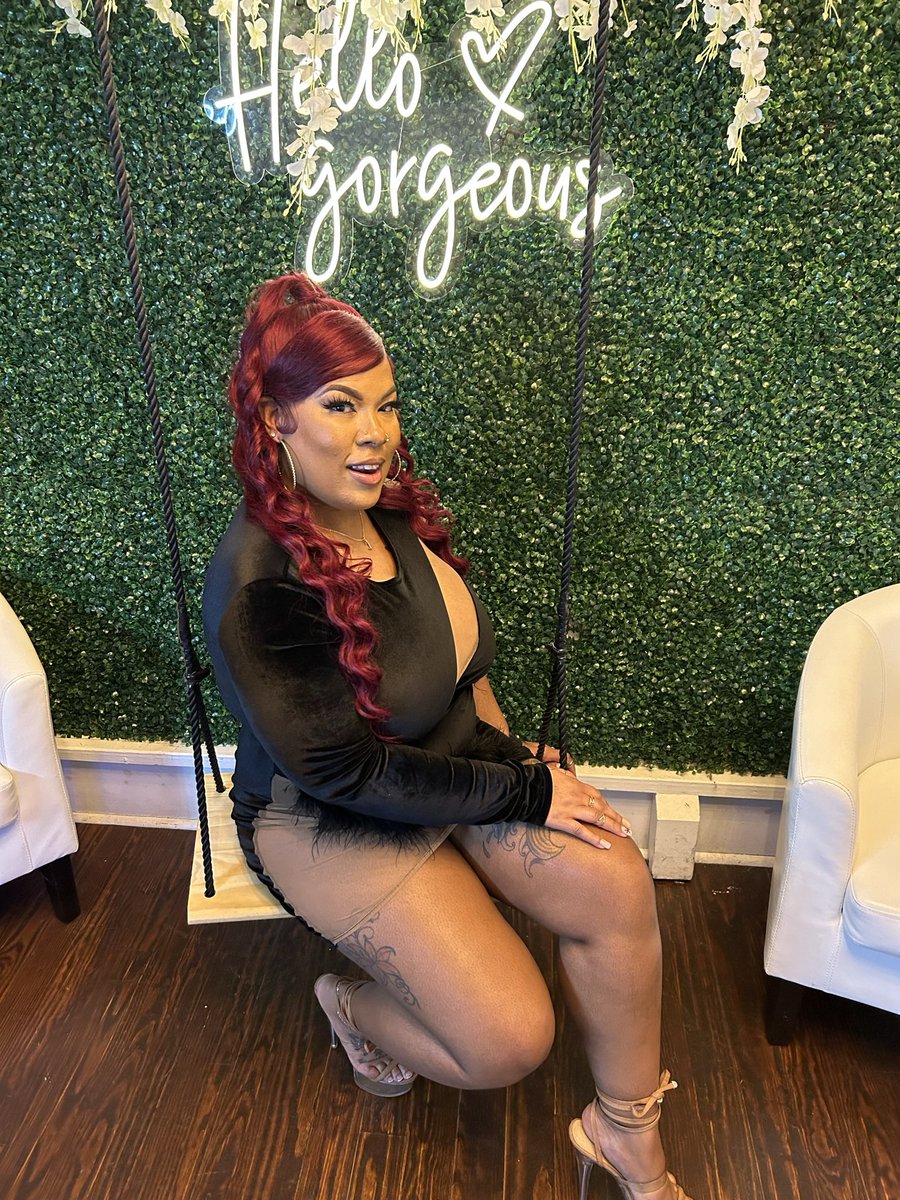 _rjqg's tweet photo. happy birthday to meeeeeee 🥳 https://t.co/VIBt4xwXFr