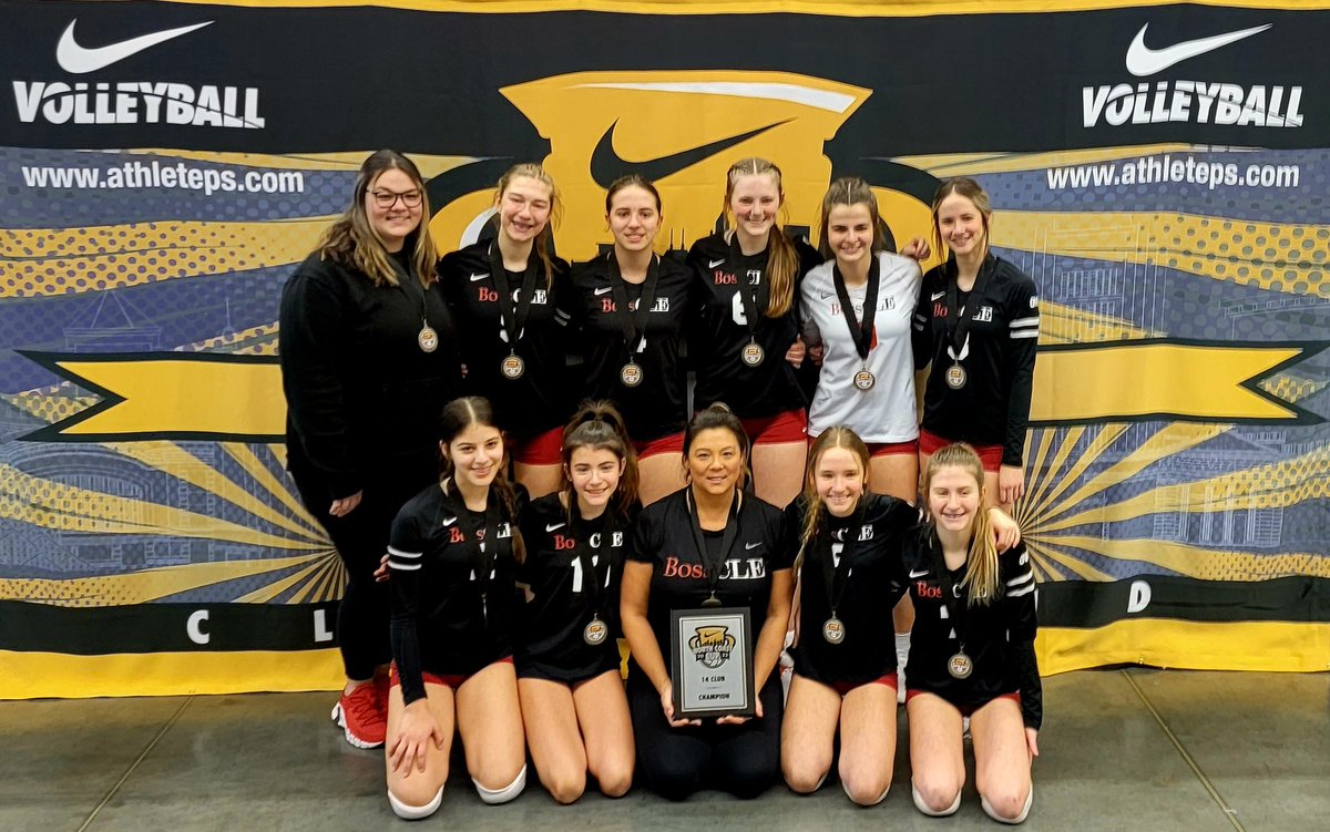 RonRussell33's tweet photo. Audra’s squad - 2nd in gold @ The Edge
Hayley’s squad - 1st in gold @ Nike North Coast Cup

So proud of my two favorite players #10 and #19 and their teams. Florida, here we come! #BOSSCLE #10#19 https://t.co/alYoA7EGIl