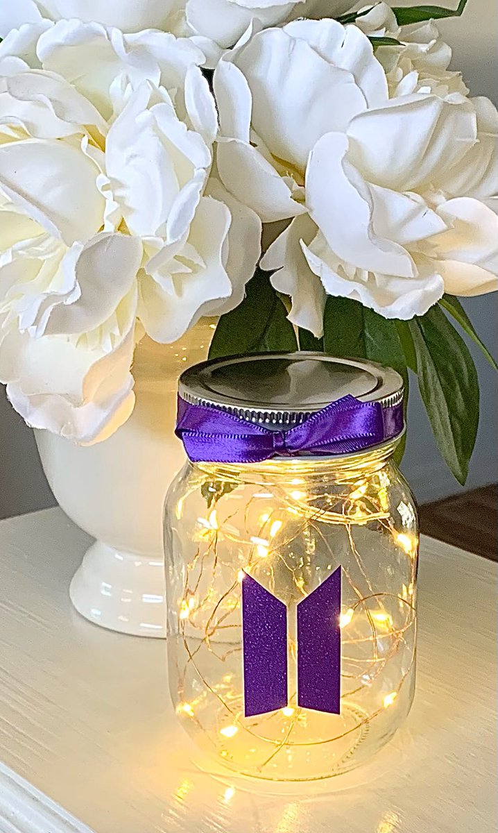 jen_4OT7's tweet photo. Hi Army! 

💜 I will be launching the logo jar lights Wednesday at 6:00pm EST 

💜 Etsy link will also be provided for purchasing! https://t.co/1cAfPFFqzM