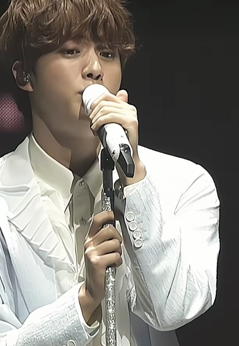 mofumofuRJ92's tweet photo. 本日も「MOON🌙」
リアル王子様💜💜💜
大切な曲🎶
 #素敵なジンくん集め隊  
 #BTSJIN  #BTS  #D477
 #WeLoveYouJin https://t.co/KyhypUdzSy