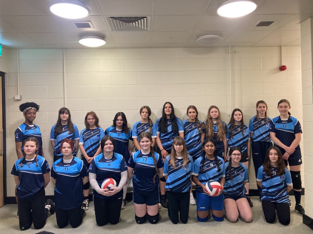 dunamasecollege's tweet photo. Well done to our Junior girls volleyball team who played against Portlaoise College before the midterm break. It was a highly entertaining match with a deserved draw as the result. The girls showed great determination, pride and enthusiasm. #ETBethos #etbcommunity #LOET https://t.co/lGqEHb37y5