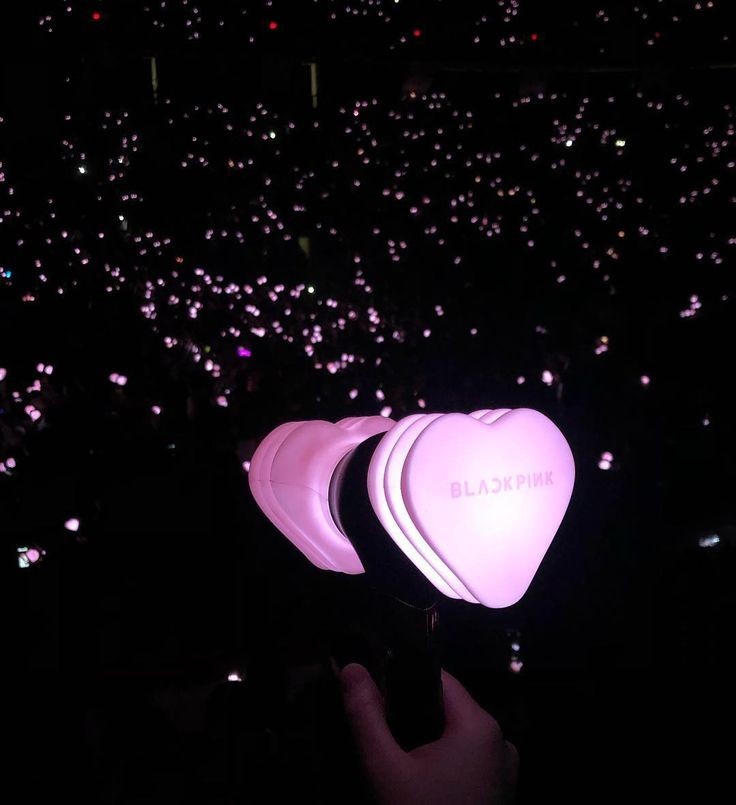 iamBlink4ever's tweet photo. Blinks, alguien que haya comprado en platino 12? Para también agregarlo al grupo 
#forosol #BLACKPINKMEXICO https://t.co/PDJxgHQdeg
