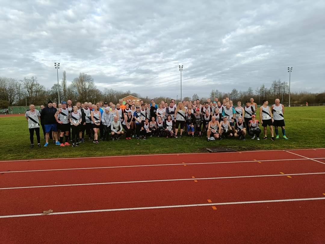 MichelleLC777's tweet photo. First race of the season yesterday, made up with a 5k PB but gutted to be struggling so much with a hamstring injury. Seeing physio again soon but with 8 weeks to go until @Marathon_Mcr any advice would be gratefully received @UKRunChat @TeachersRunClub @YGTRunCoach https://t.co/4tSCMYkv5I