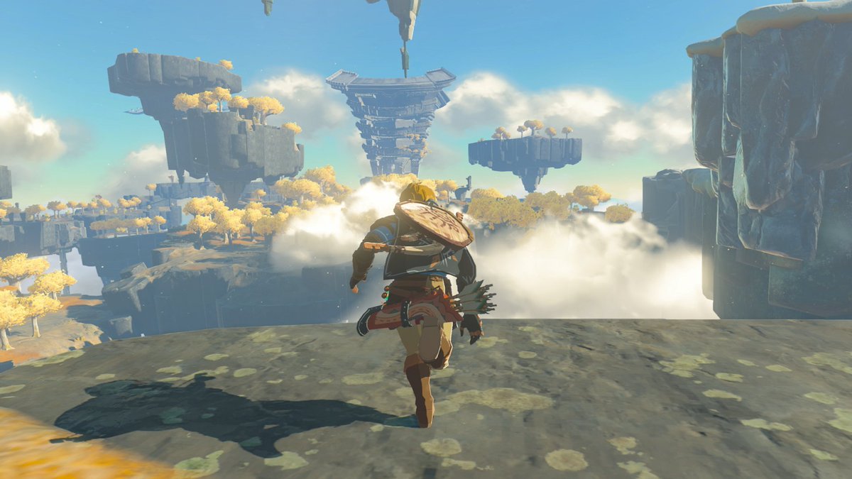 NintendoAmerica's tweet photo. The skies of Hyrule await…

#TearsOfTheKingdom https://t.co/vZqfP5wu7E