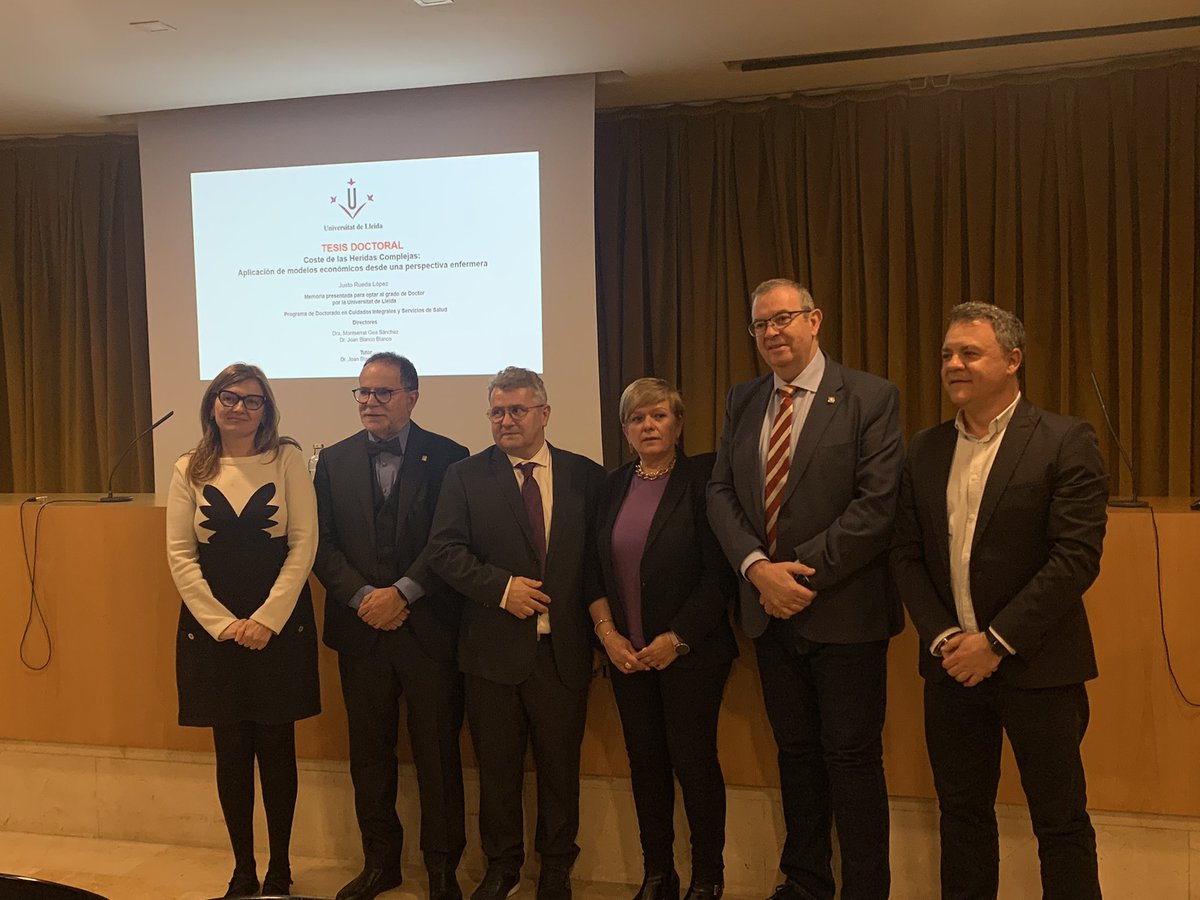 Una defensa que ha sido un espacio de aprendizaje, debate, de reconocimiento y humanidad. Felicidades a Directores <a href="/MontserratGea/">Montserrat Gea</a> <a href="/joanblanco72/">Joan Blanco</a> y tribunal <a href="/soldevilla_jj/">javier Soldevilla Agreda</a> <a href="/JoanEnricTorra/">Joan-Enric Torra </a> #CarmeRosell