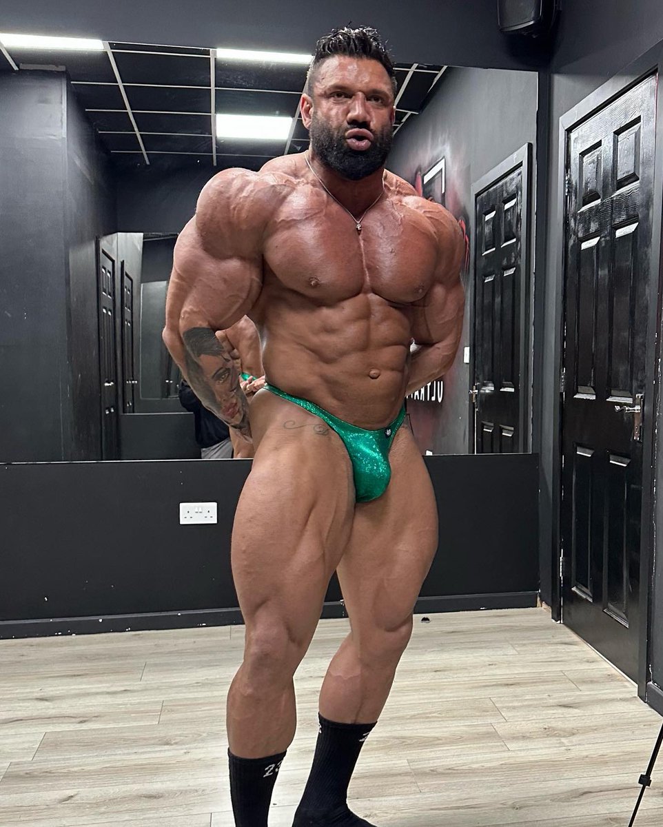 ifbbmusclefan's tweet photo. Neil Currey https://t.co/lT9J4F2YQT