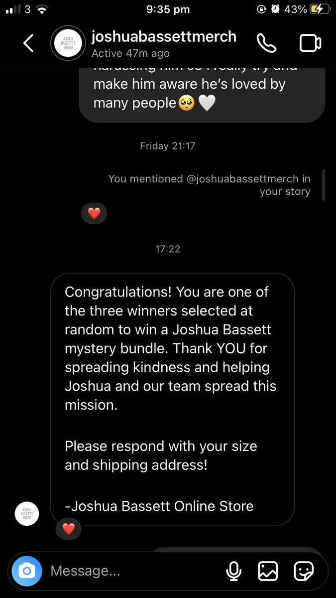 bad4bassett's tweet photo. SCREAMING? CRYING? THROWING UP? ME? I WON? STOP I CANT COPE @joshuatbassett 
#RandomActOfKindess https://t.co/KoDccXtT2x