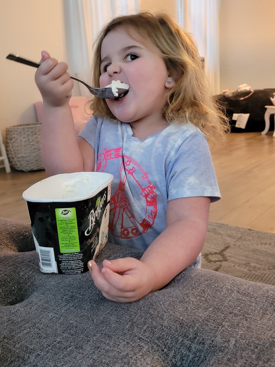 Colleen Knauer tweet media