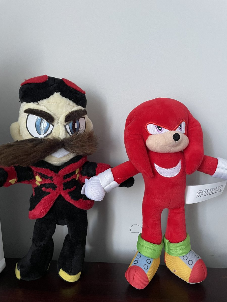 SMCD_YT's tweet photo. Here is my custom Movie Robotnik! He was inspired by @Bl0pYt ‘s Movie Robotnik . I could of made the moustache better but that will do the job

Body Pattern also by BL0P https://t.co/WEetT4jyi2