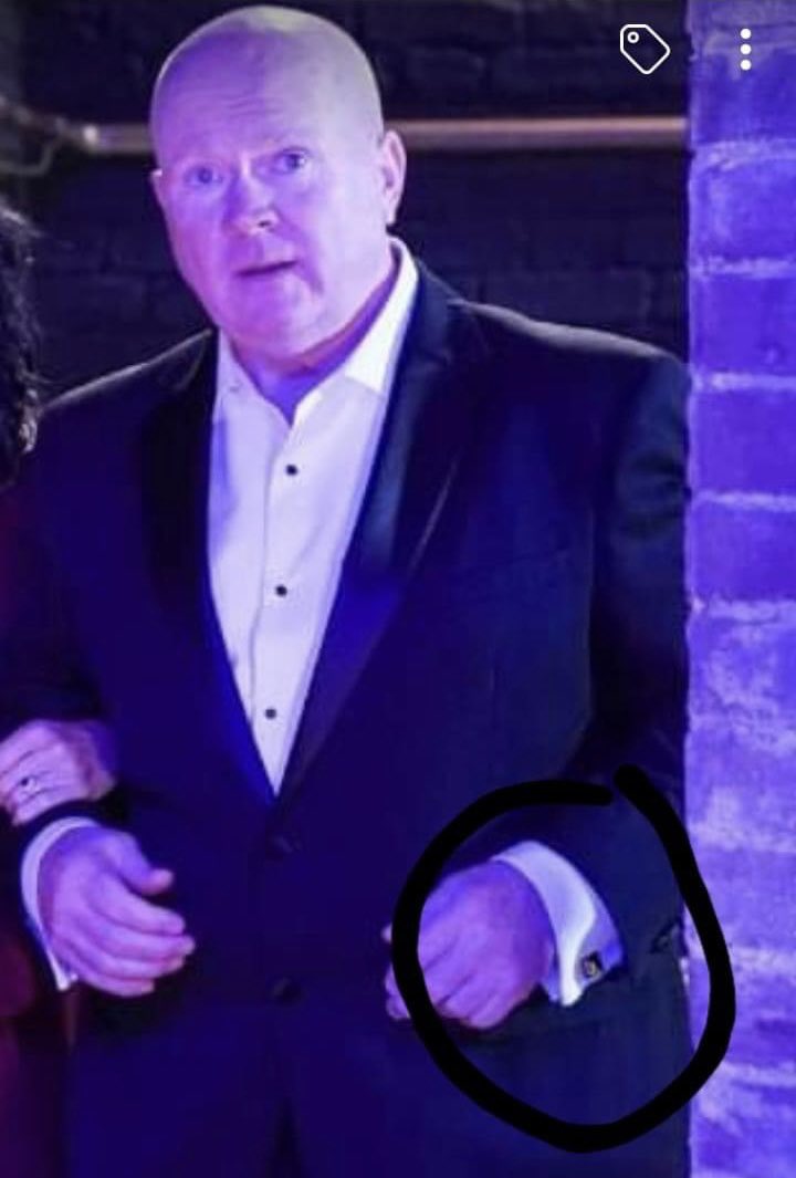 missjadie's tweet photo. I CANT COPE!!! Not Phil please 💔😫🤞🏽#EastEnders https://t.co/D9ZX3Jzd0C